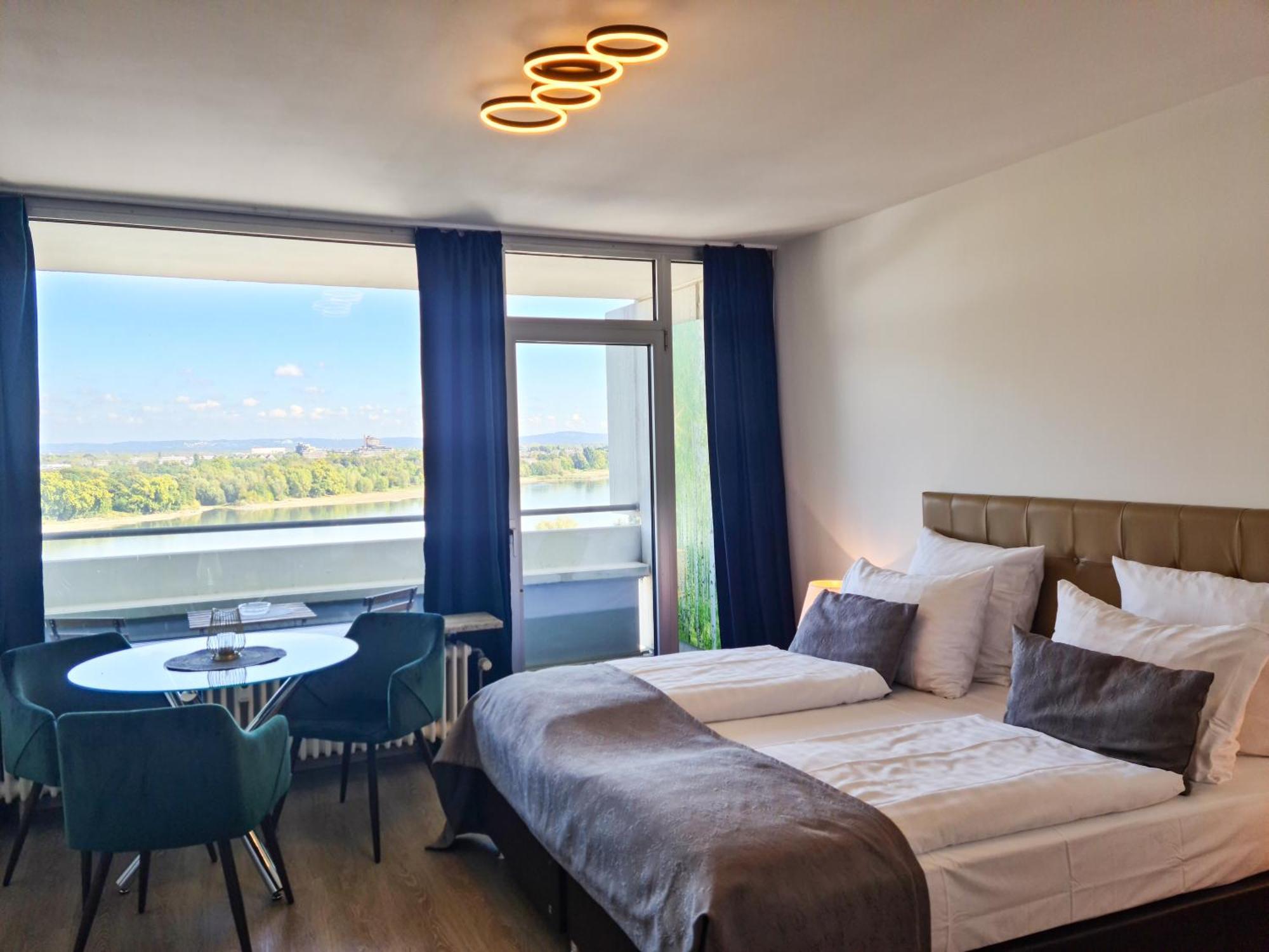Rheinblick Apartments Koln Bagian luar foto