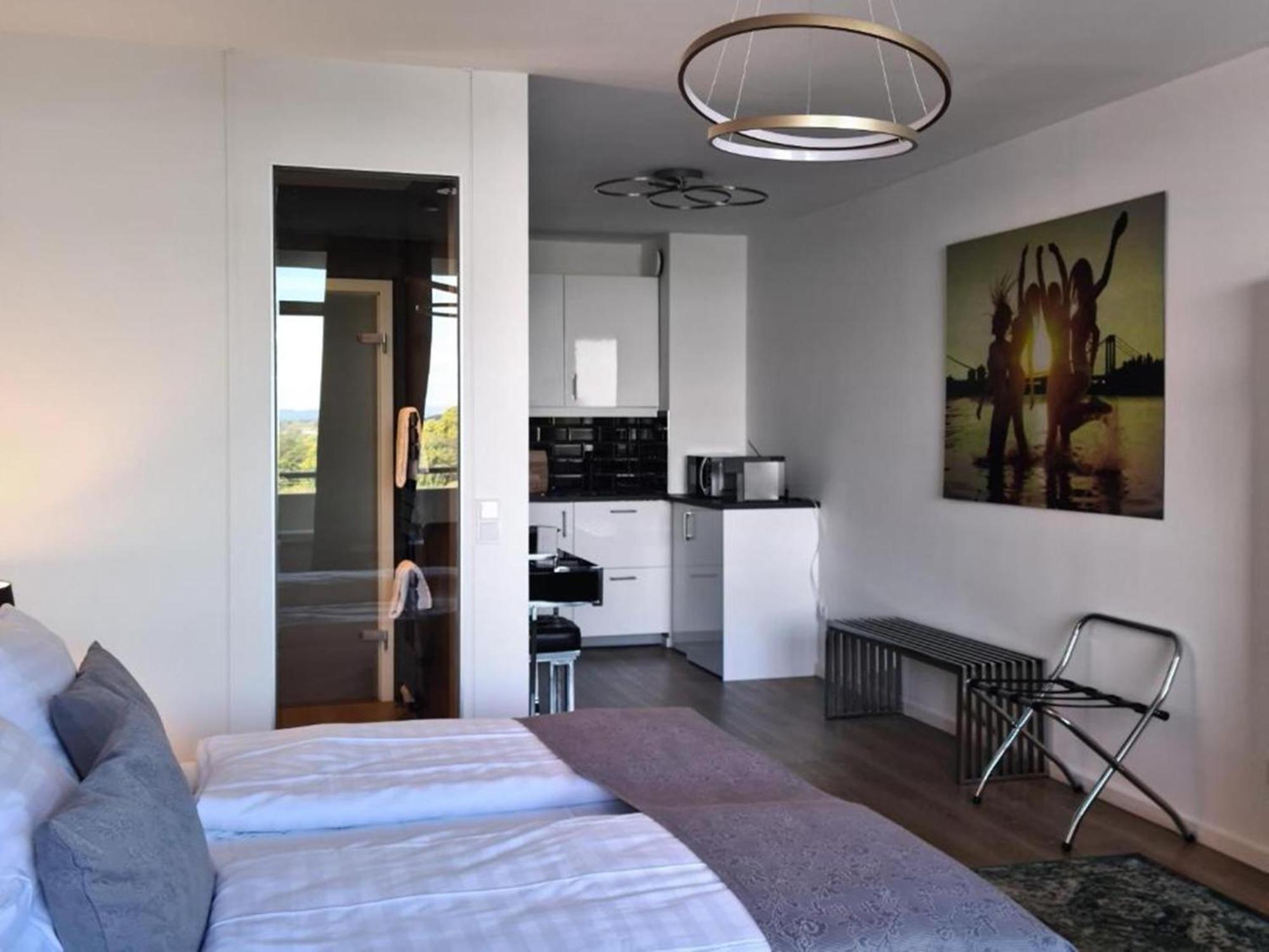 Rheinblick Apartments Koln Bagian luar foto