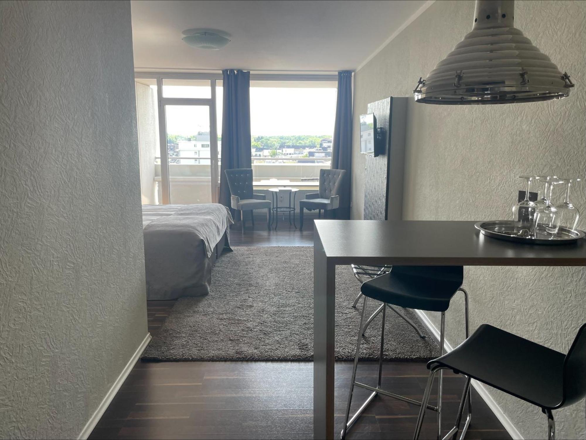Rheinblick Apartments Koln Bagian luar foto